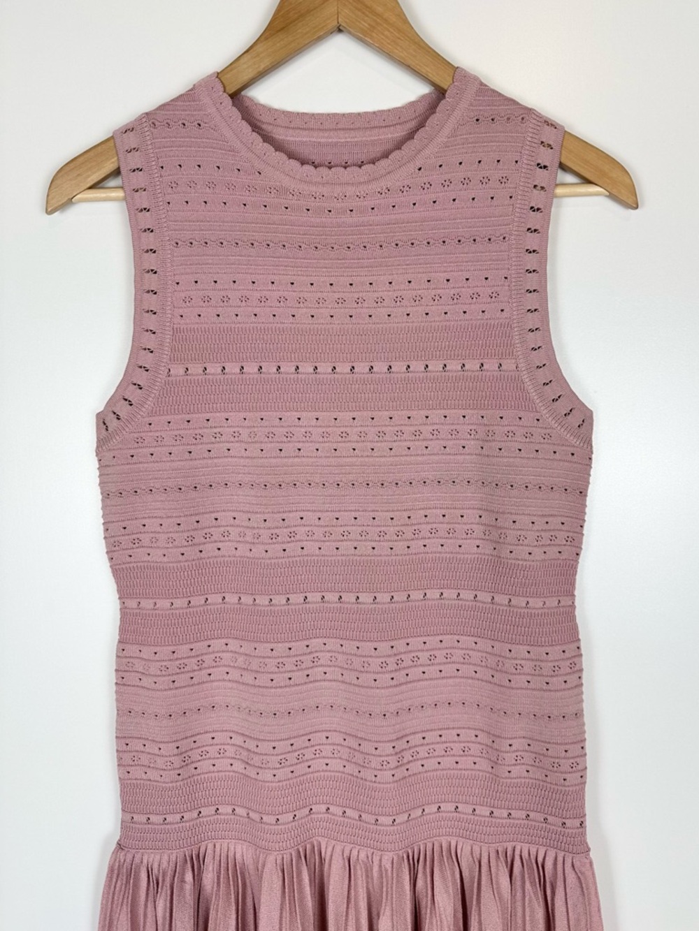 COMMENSE Sleeveless Knit Eyelet Pleated Maxi Dress - Picture 3 of 8